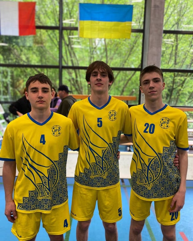 Вихованці «Спарти» у формі збірної України з флорболу U-19